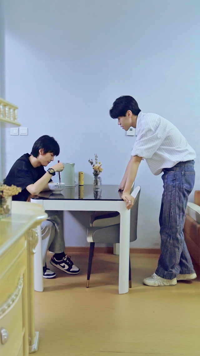 Anjing saingan cinta
